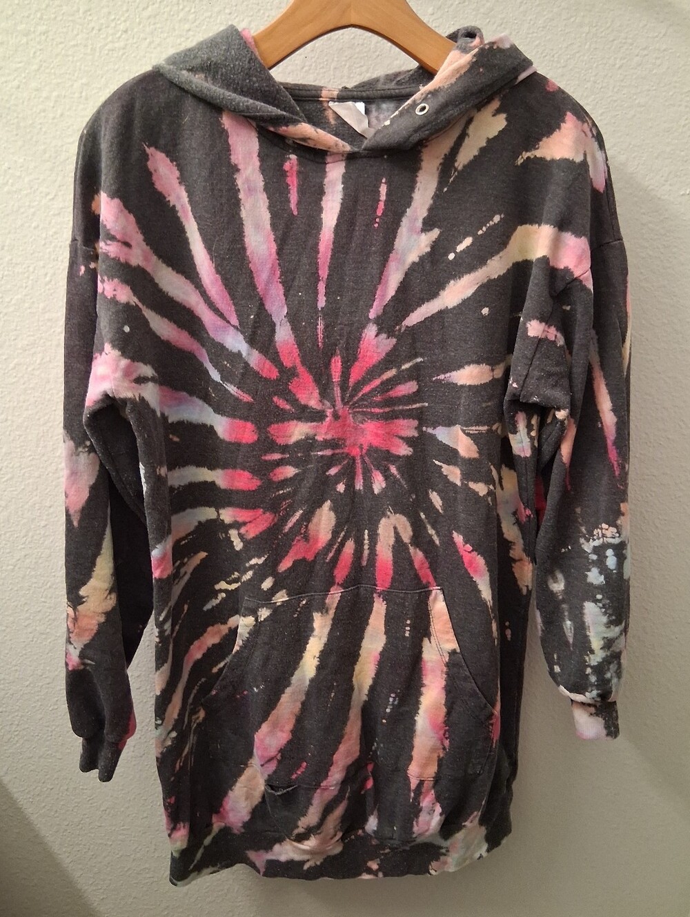 Custom Tie Dyed Hoodie Long Medium 7-9